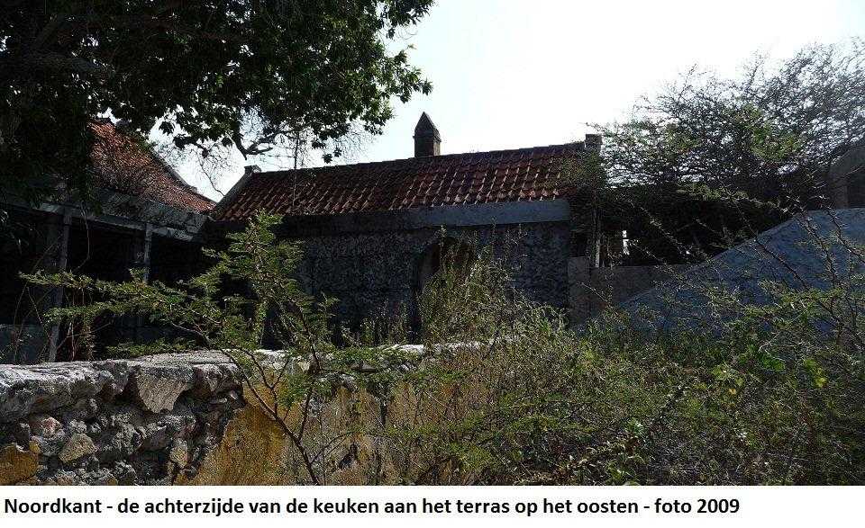 21. Noordkant achterzijde van de keuken 2009